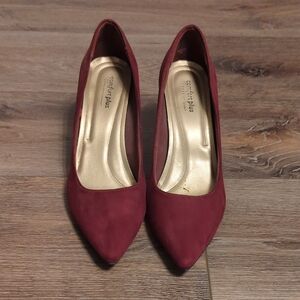 comfort plus by Predictions Women's Wine Pointed-Toe Pumps